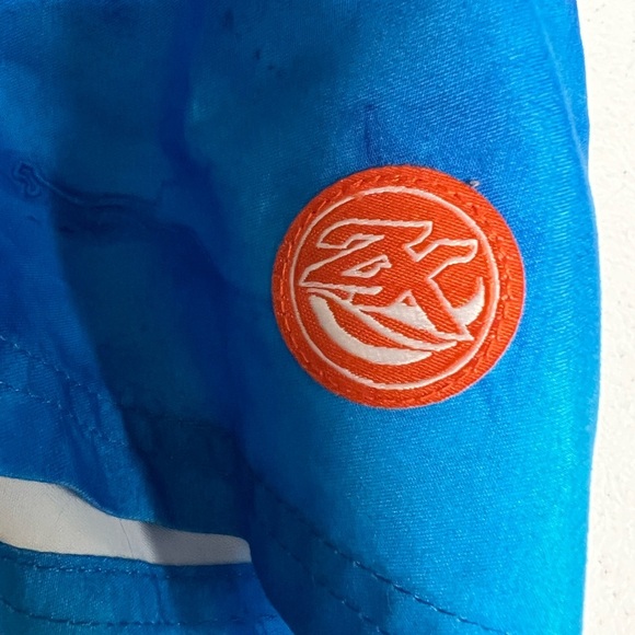 ZERO X POSUR BOYS ABOVE THE KNEE STRIPPED SHORTS SWIMMING TRUNKS. 
LARGE 14-16 - Picture 6 of 11